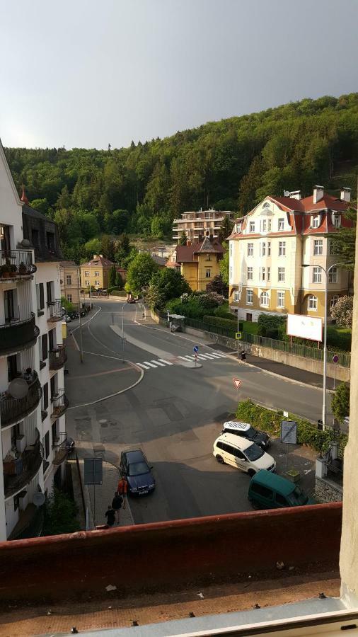 Laura'S Apartment Karlovy Vary Luaran gambar